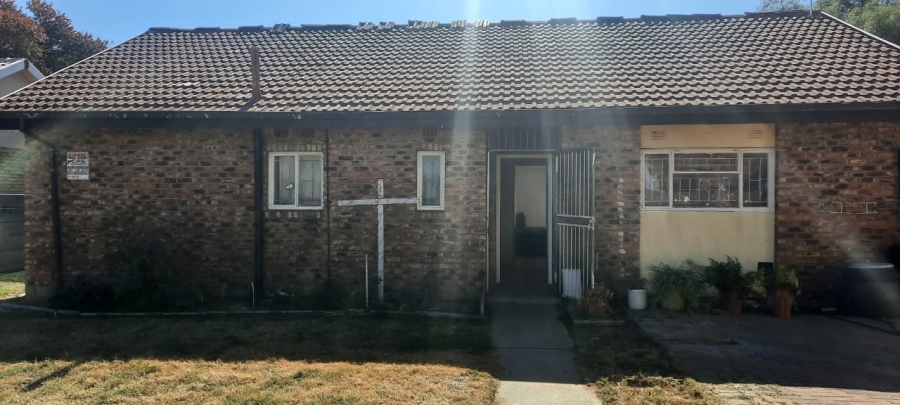 3 Bedroom Property for Sale in Odendaalsrus Free State